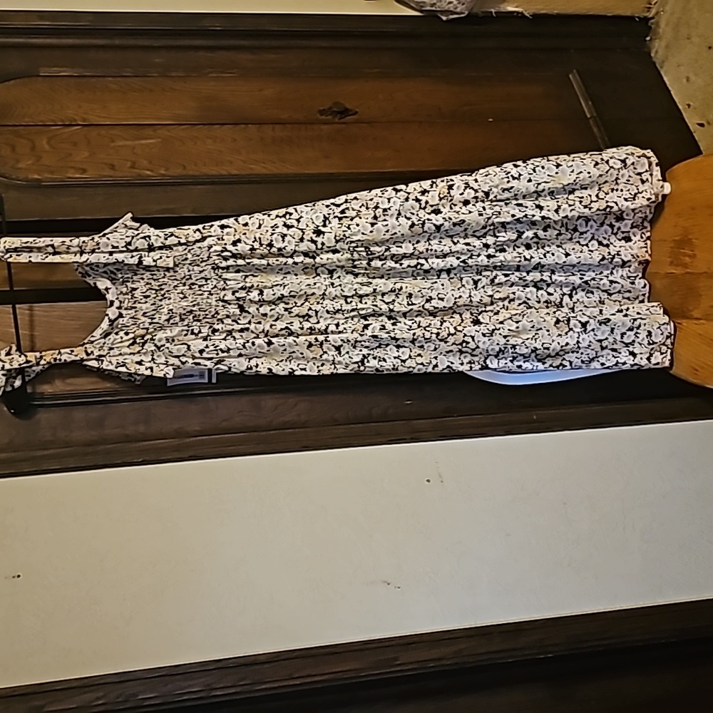 Yellow SOCIAL STANDARD maxi sun dress size XXL